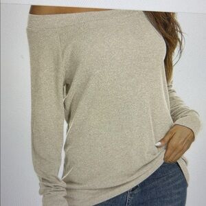 Ysyokow - Beige Women’s Off-Shoulder Top, Size M